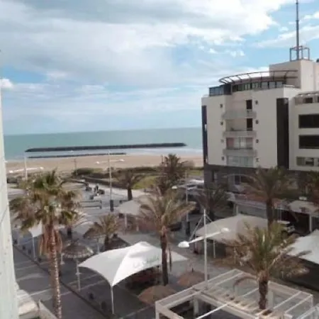 Studio 50m De La Plage Et Des Commerces Cap D'agde Ref Sun142 Agde